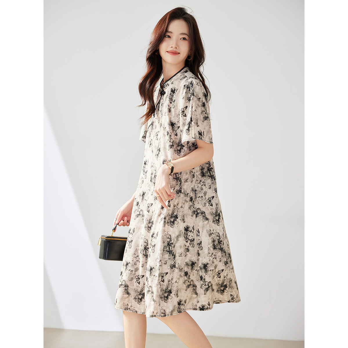 https://fulmo-img-server.com/onepiche/5c587d81-0e61-4a67-86ae-d0e59bdd1f4a.jpg