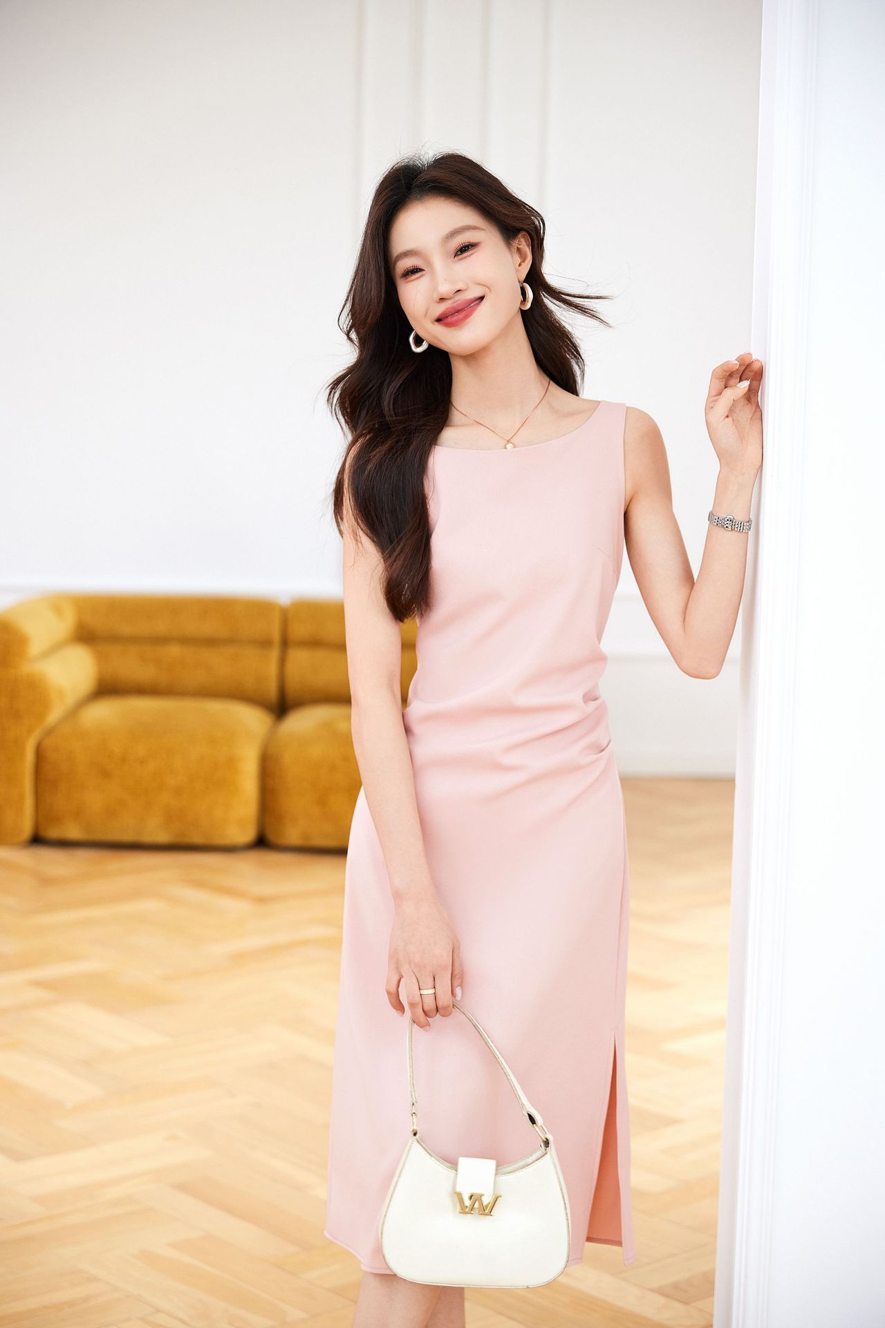 https://fulmo-img-server.com/onepiche/bf388e90-e569-46a5-9152-812059b944d0.jpg