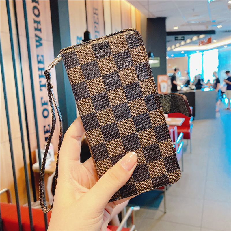 手帳型スマホケース 市松模様チェーン付き手帳型ケース
