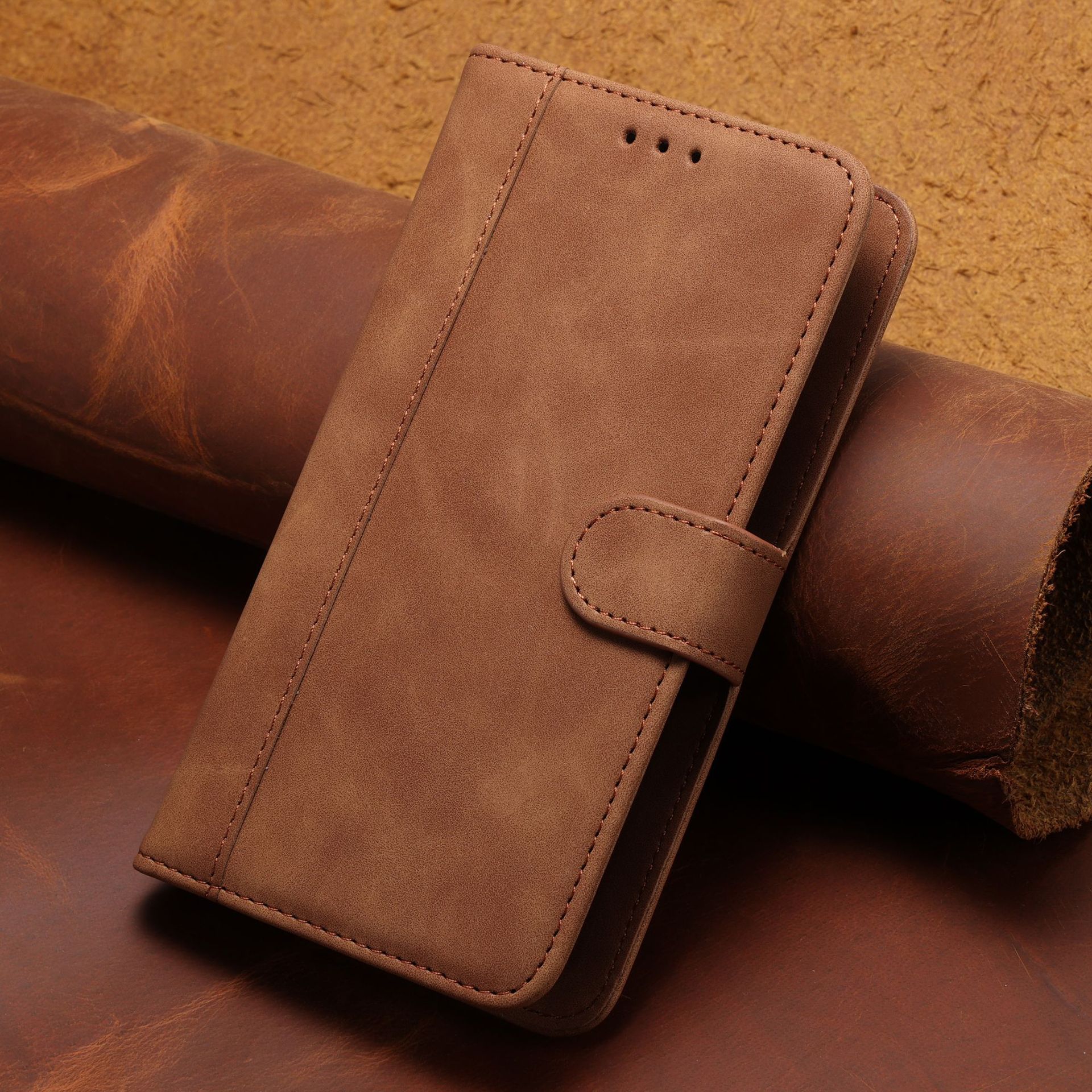 手帳型スマホケース 上質な質感の手帳型スマホケース全機種対応
