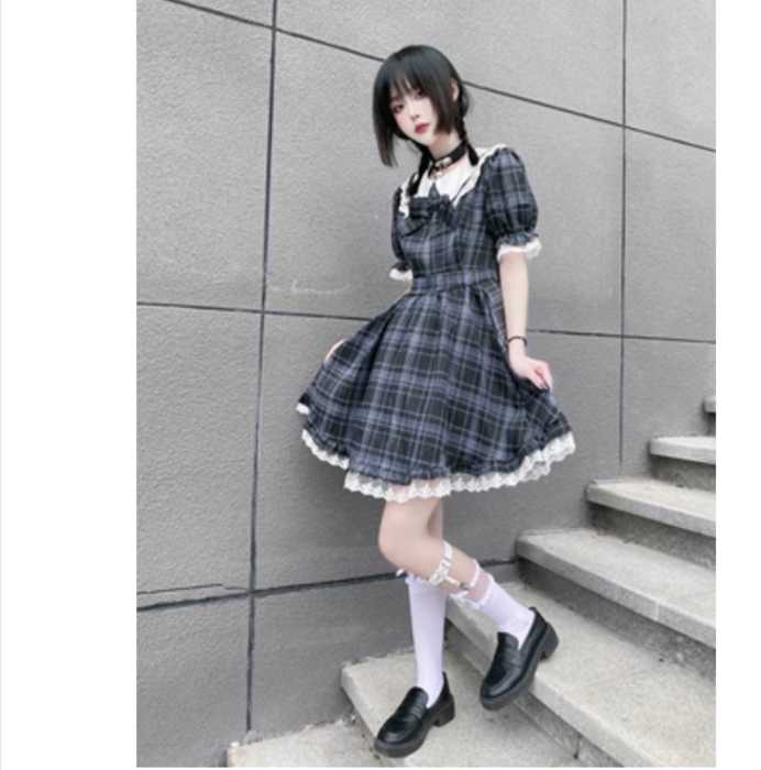 スマホの壁紙に設定したいほどかわいい！おすすめ量産型服