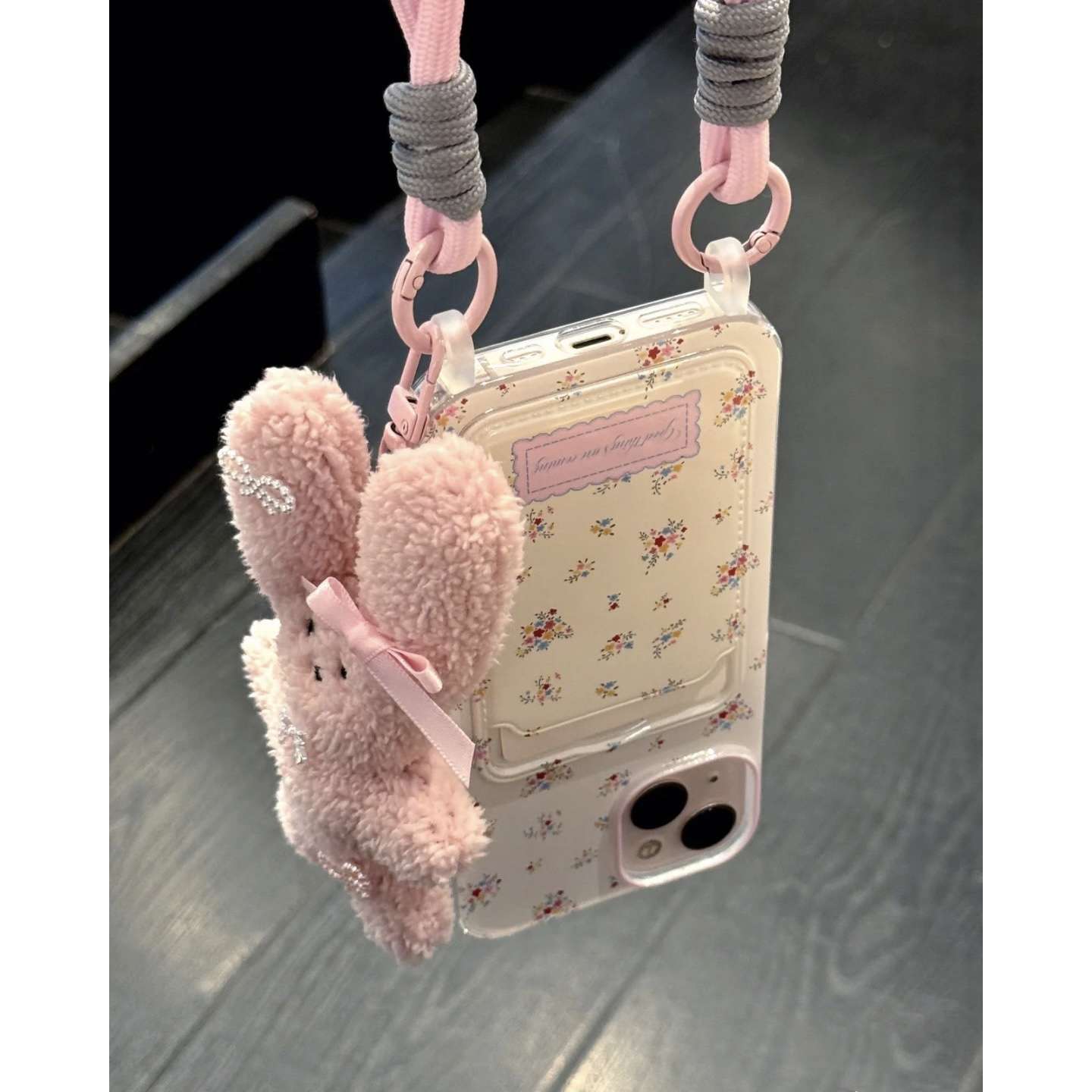 量産型/参戦服/推し活 キュートうさぎスマホケース