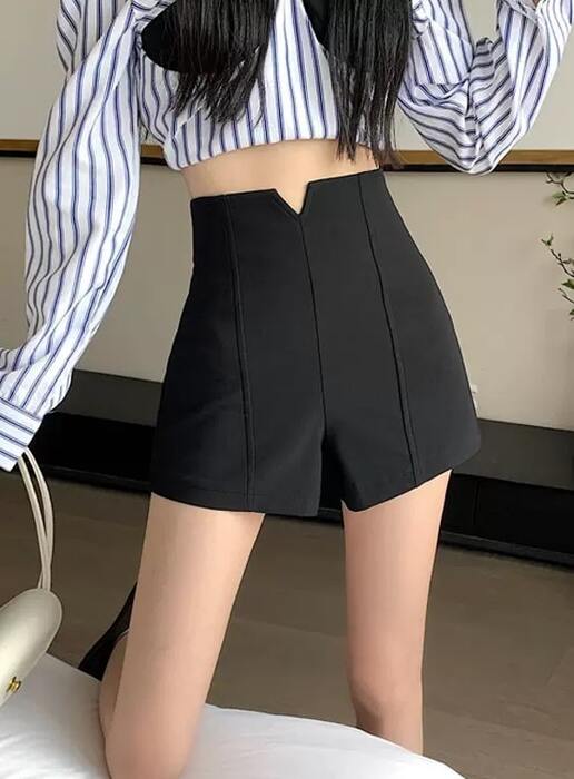 量産型/参戦服/推し活 万能アイテム！自分らしく着回せるホットパンツ　ズボン