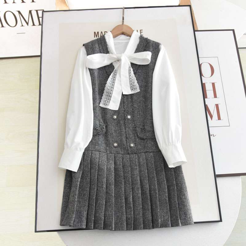 https://fulmo-img-server.com/oshifuku/62a405e718a744dab6b48db5afe63d22.jepg