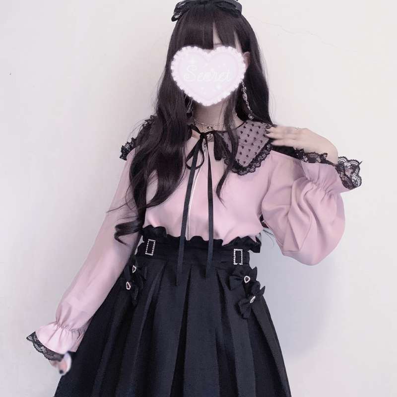量産型/参戦服/推し活 ハート刺繍のオフショルダーブラウス