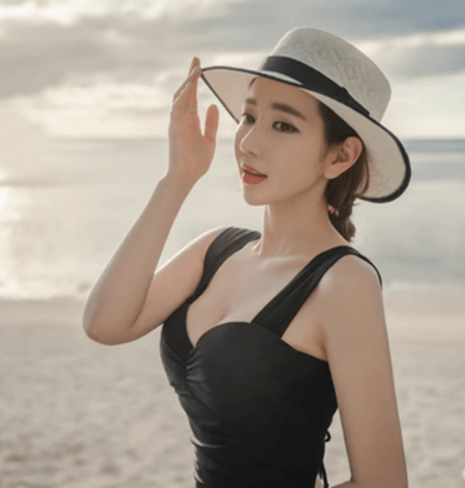 https://fulmo-img-server.com/oshifuku/82b6d899d77b18e13a8b8dd138e73527.png
