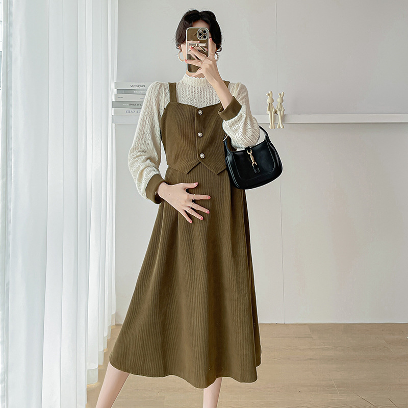https://fulmo-img-server.com/oshifuku/98edf7e9-1383-446f-963f-b9cf65f083e8.jpg