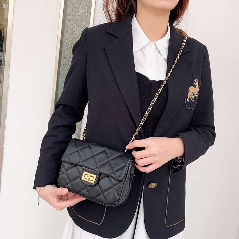 https://fulmo-img-server.com/oshifuku/a3a336be1039479cbe259d1cf873bbf1.jepg