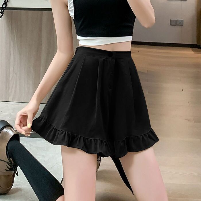 量産型/参戦服/推し活 ズボン　ワイドフリルショートパンツ