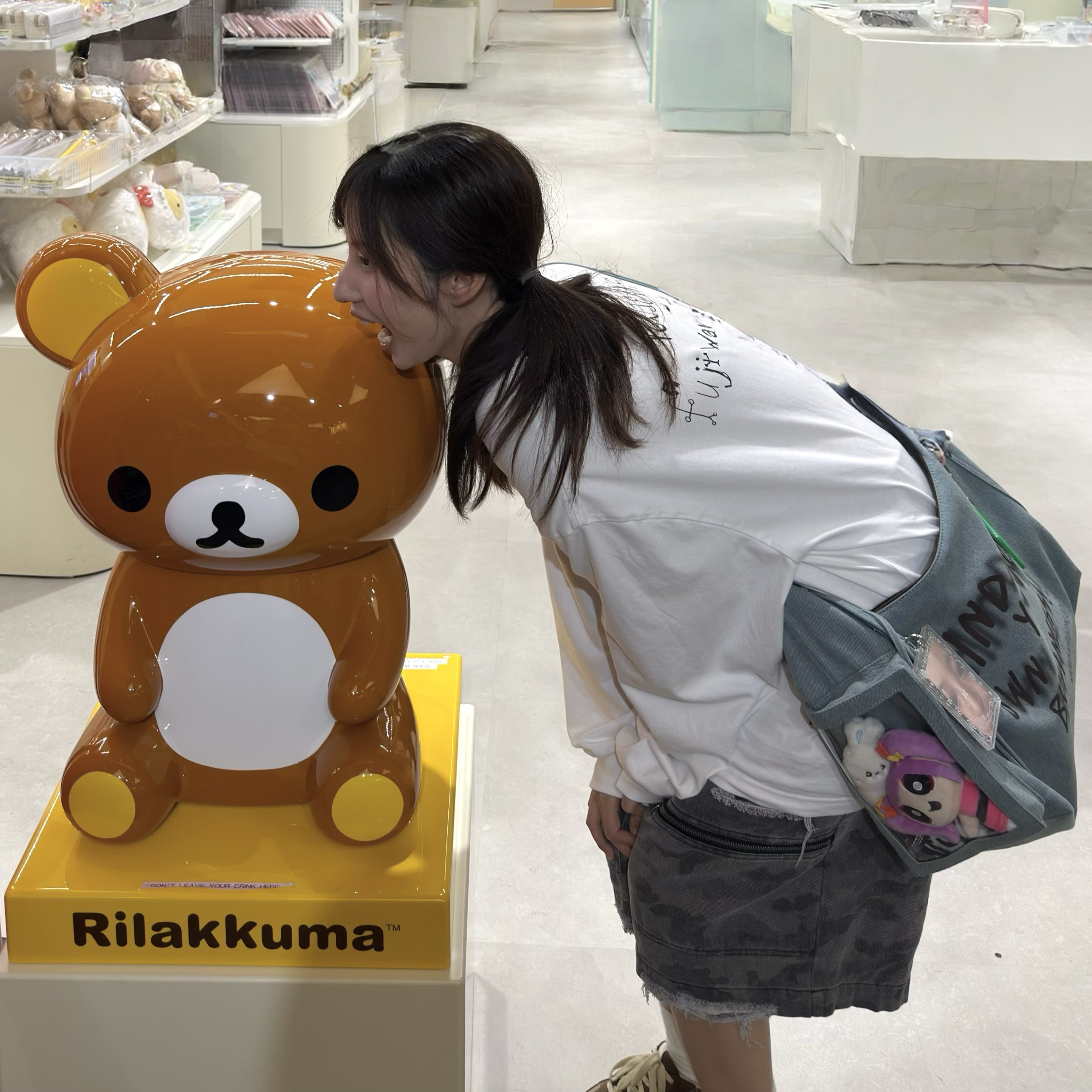https://fulmo-img-server.com/oshikatsubag/772e517f-c333-4eda-a417-59d88a30b2f8.jpg