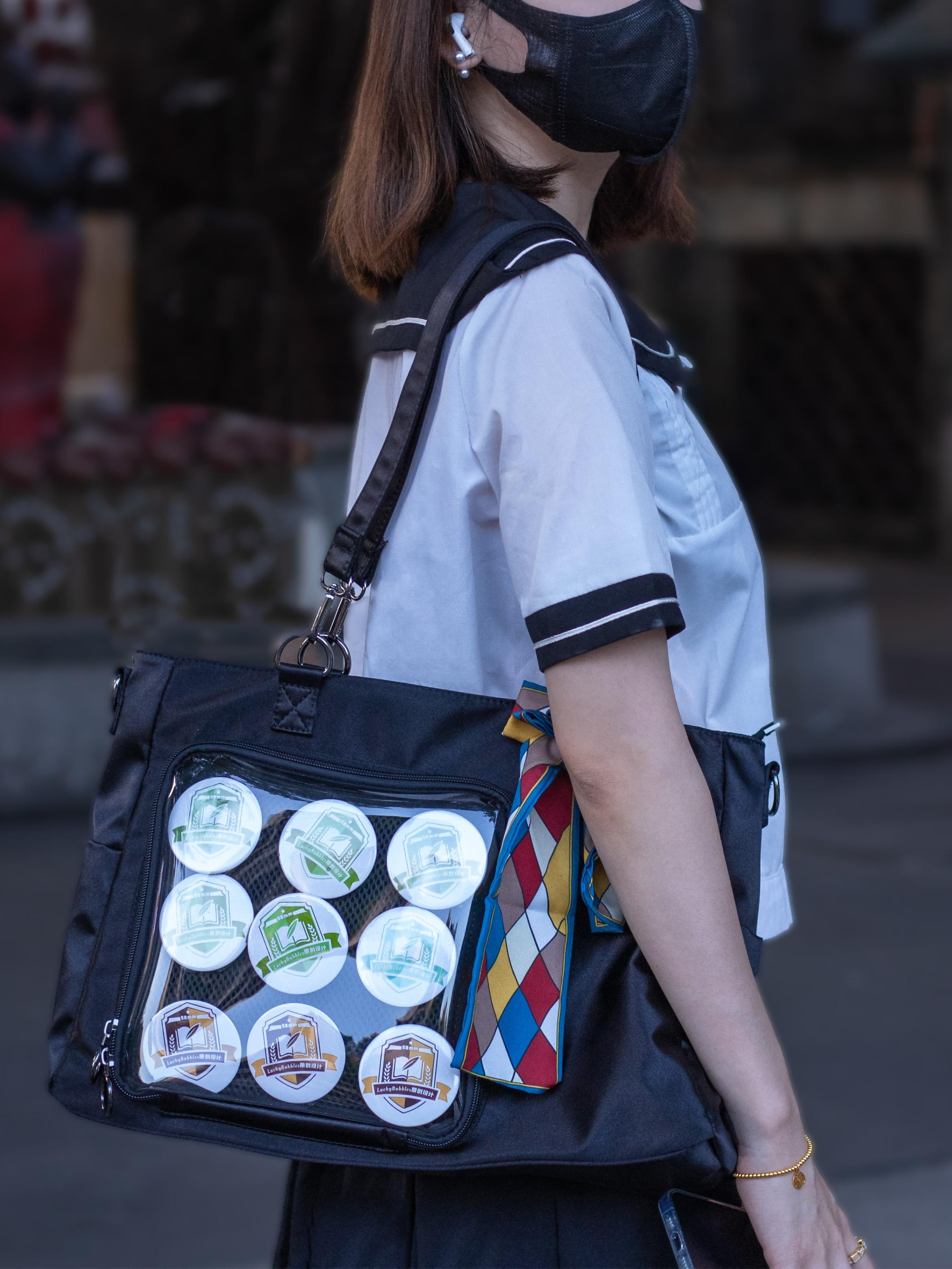 https://fulmo-img-server.com/oshikatsubag/875ab60d-f39f-489b-b817-852b886f15d7.jpg