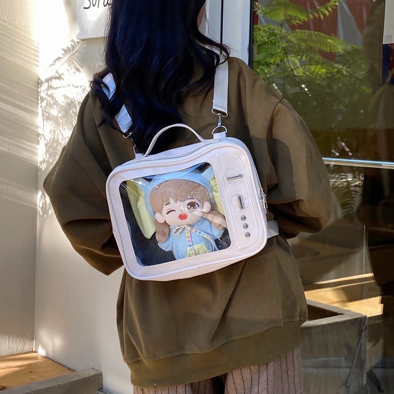 痛バッグ テレビ型ぬいぐるみディスプレイバッグ