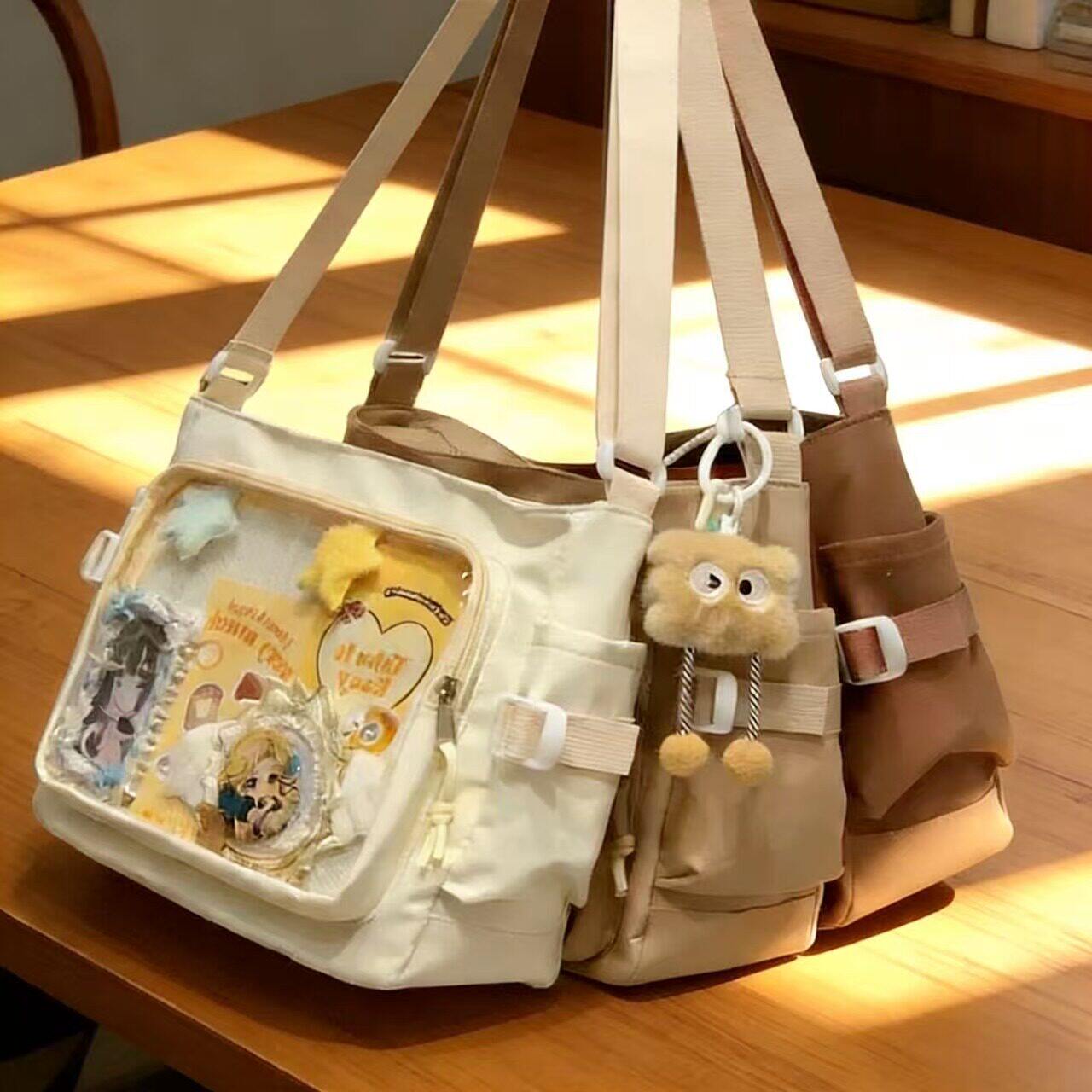 https://fulmo-img-server.com/oshikatsubag/b936b743-e3fe-44e4-a1bc-0618047162a2.jpg