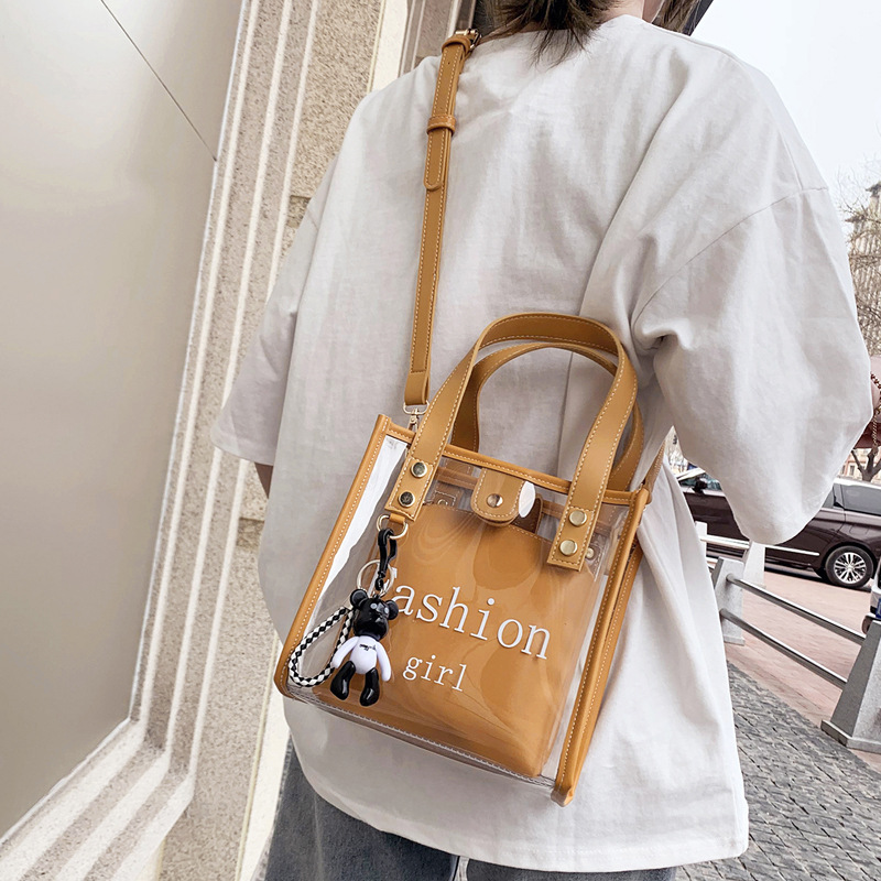 https://fulmo-img-server.com/oshikatsubag/b97df24c-ed28-46c2-b2fc-8d4c128f2d44.jpg