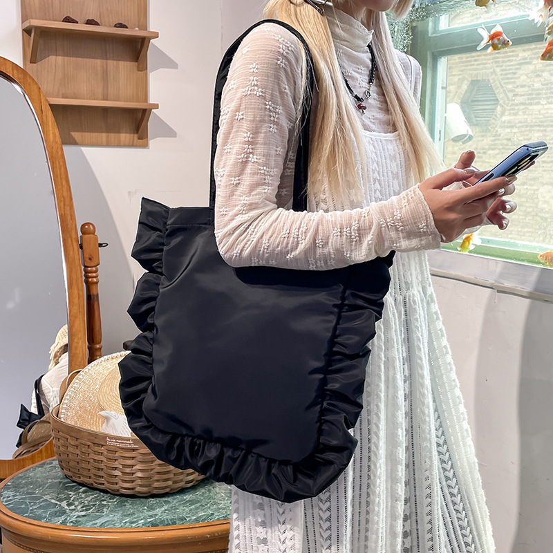 https://fulmo-img-server.com/oshikatsubag/c8709508-e836-419f-98a1-a19e35de44f1.jpg
