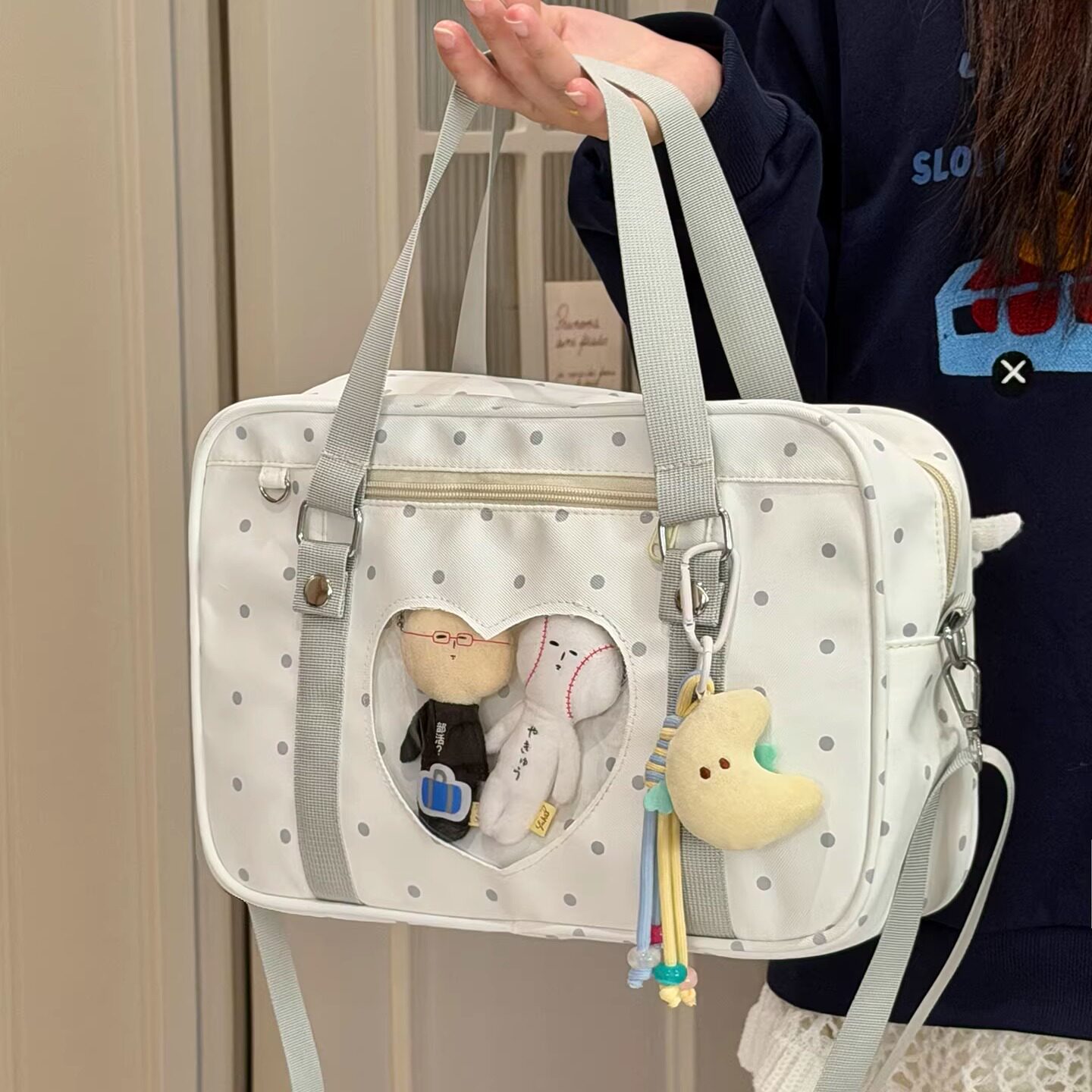 https://fulmo-img-server.com/oshikatsubag/e63b358a-63d5-4121-be70-9007339d8a90.jpg