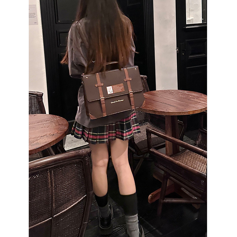 https://fulmo-img-server.com/oshikatsubag/e6cb81ad-6caa-4847-a9dd-09e7445c4ab8.jpg