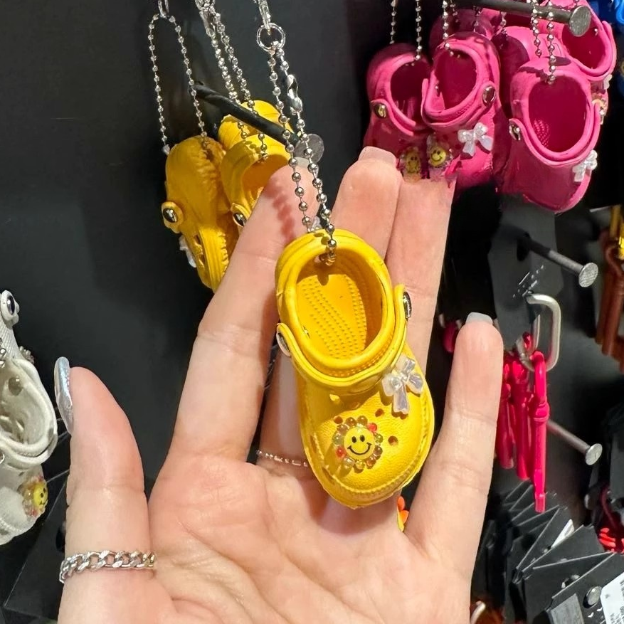 推し活グッズ にこにこサンダル ミニチュアキーホルダー
