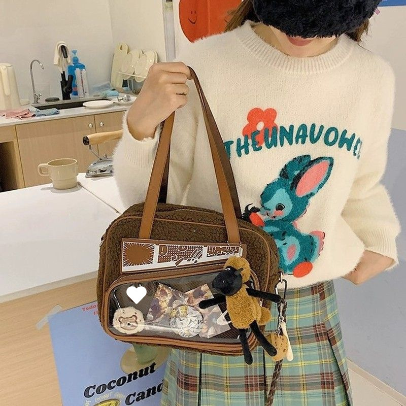 推し活グッズ もこもこ素材の痛バッグ仕様ショルダーバッグ