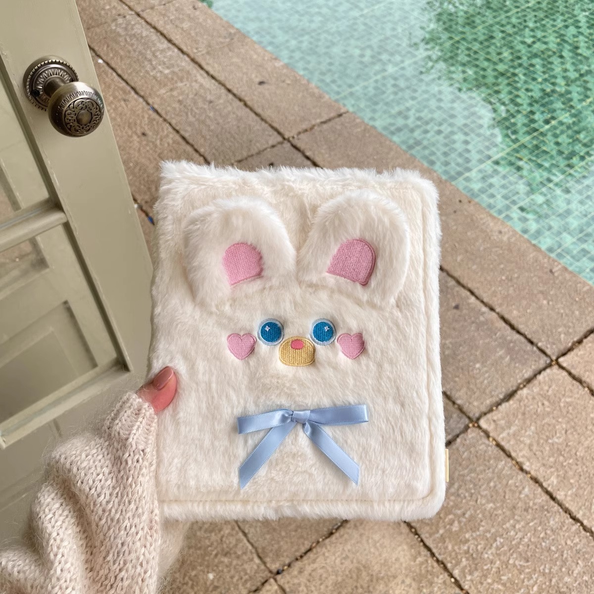 推し活グッズ もふもふ動物顔プロマイドケース