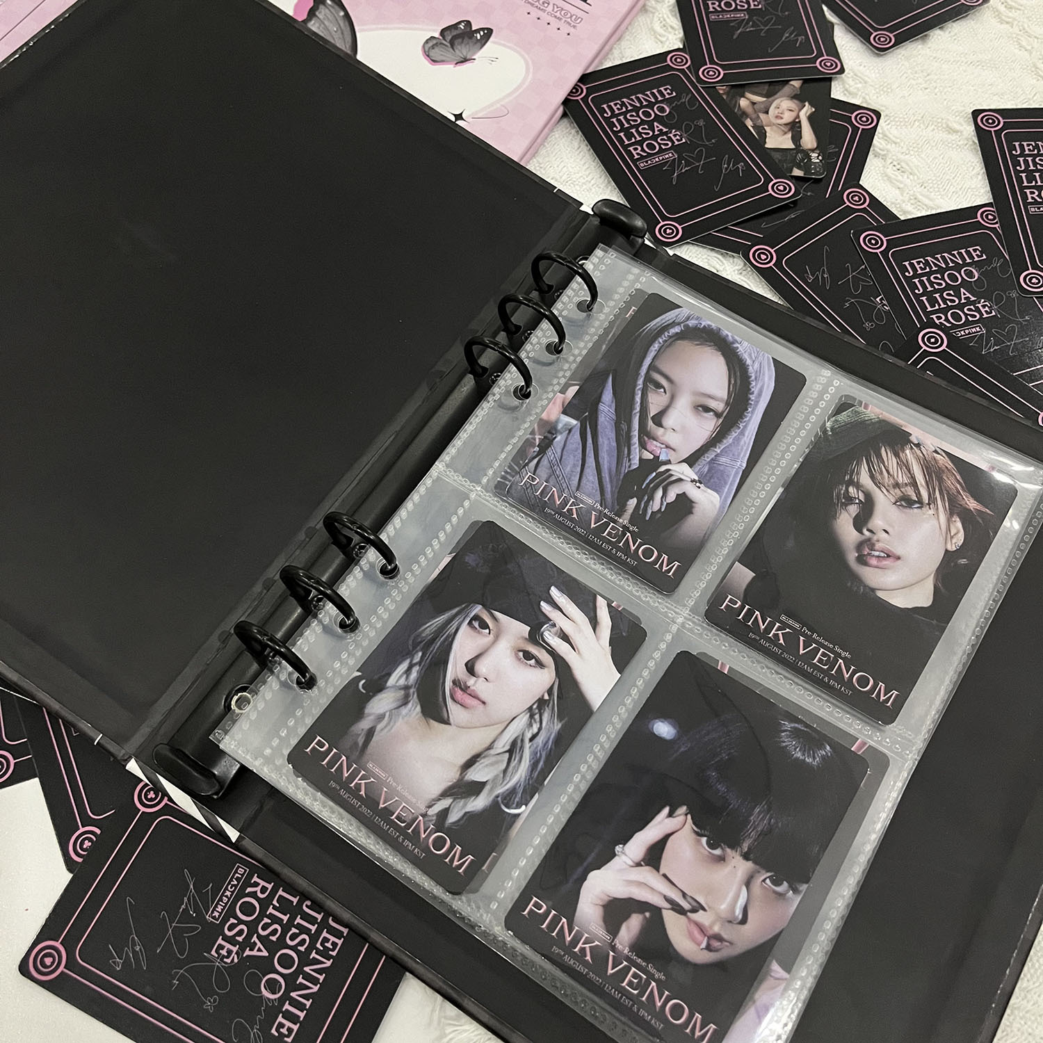 推し活グッズ 蝶々舞う推し写真収納システム