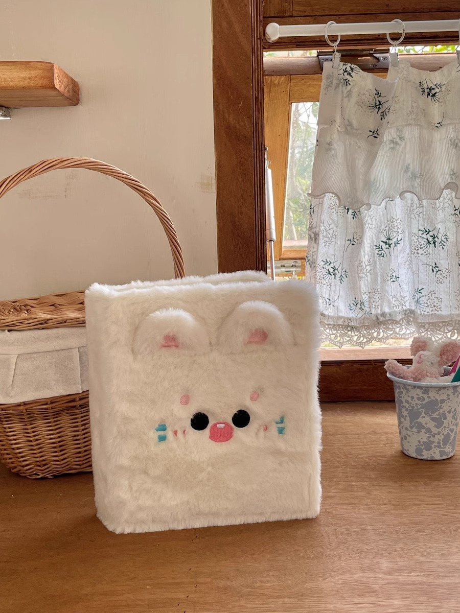 推し活グッズ もふもふ動物顔プロマイドケース