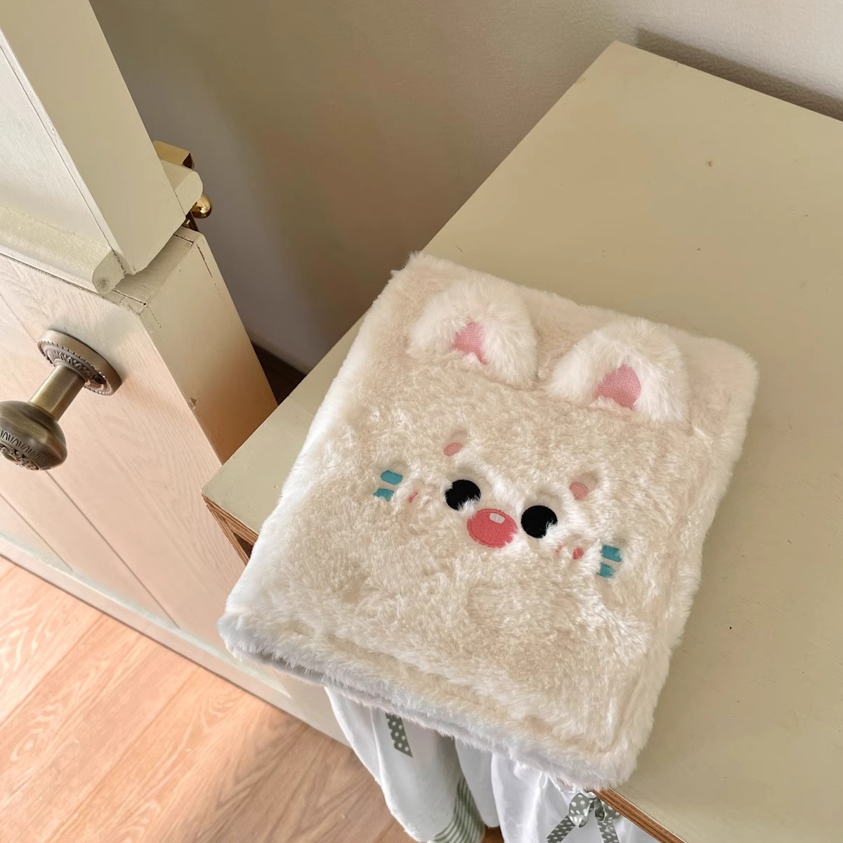 推し活グッズ もふもふ動物顔プロマイドケース