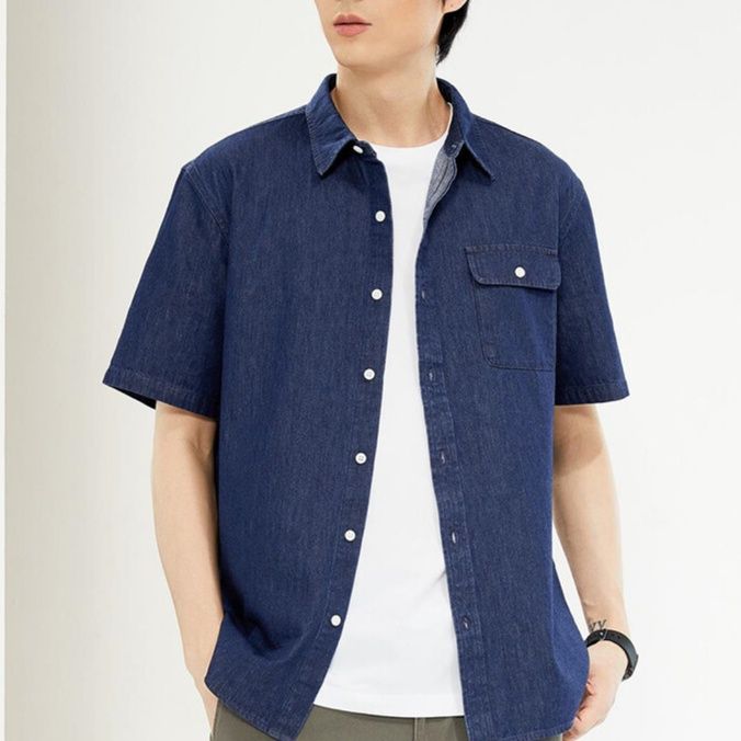 40 代 ファッション メンズ 洗練デニム半袖シャツ