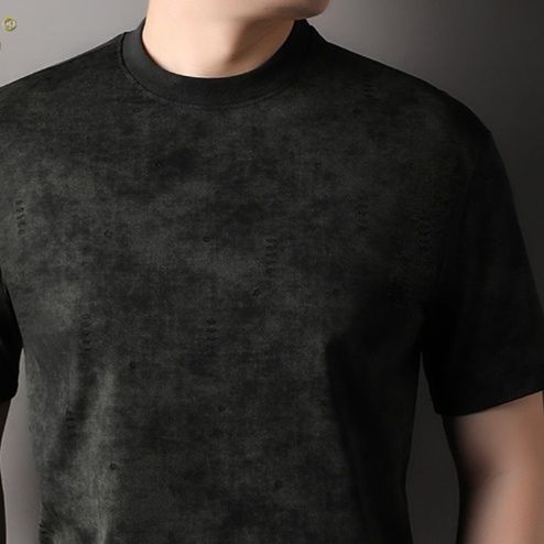 40 代 ファッション メンズ 大人の風格 ベロア調クルーネックTシャツ