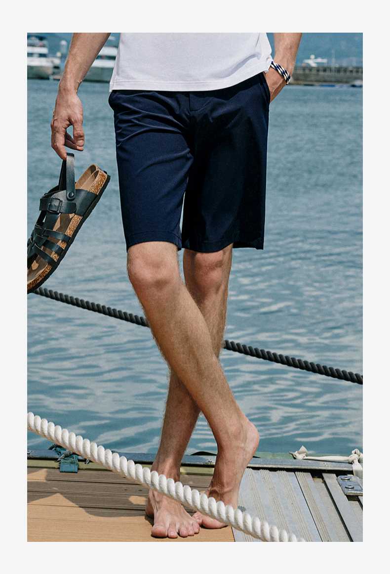 40代メンズのサーフファッションで海辺の爽やかさを演出！大人の開放感が漂うおすすめ20選