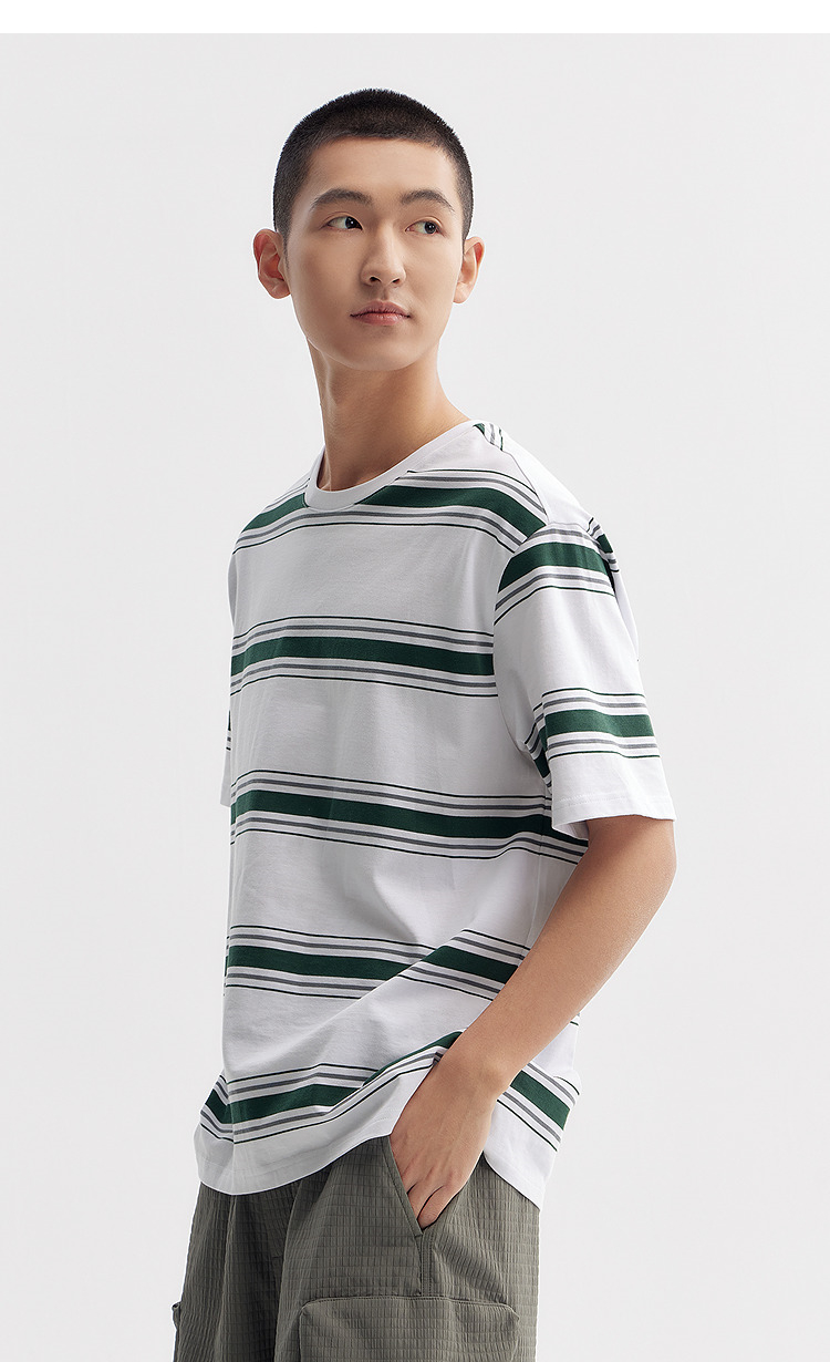 40 代 ファッション メンズ 大人の余裕を感じる洗練ボーダーTシャツ