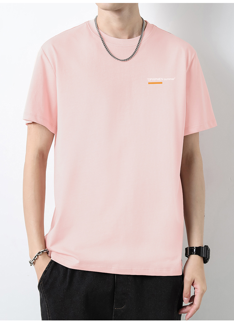 40 代 ファッション メンズ 洗練されたミニマルデザインTシャツ