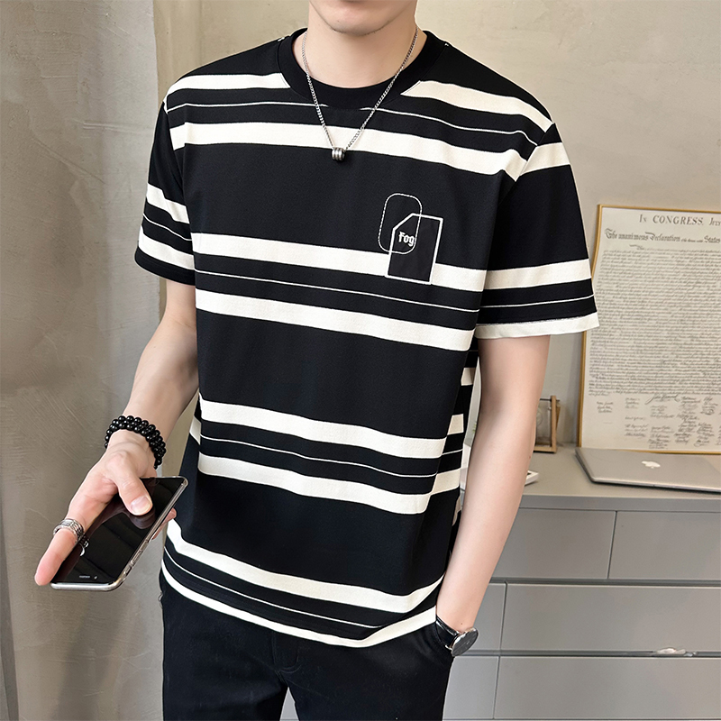 40 代 ファッション メンズ 大人の余裕 ボーダータグ付きＴシャツ