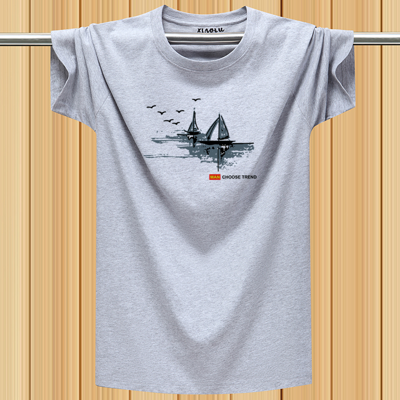 40 代 ファッション メンズ 山岳シルエット ロゴ入り半袖Tシャツ