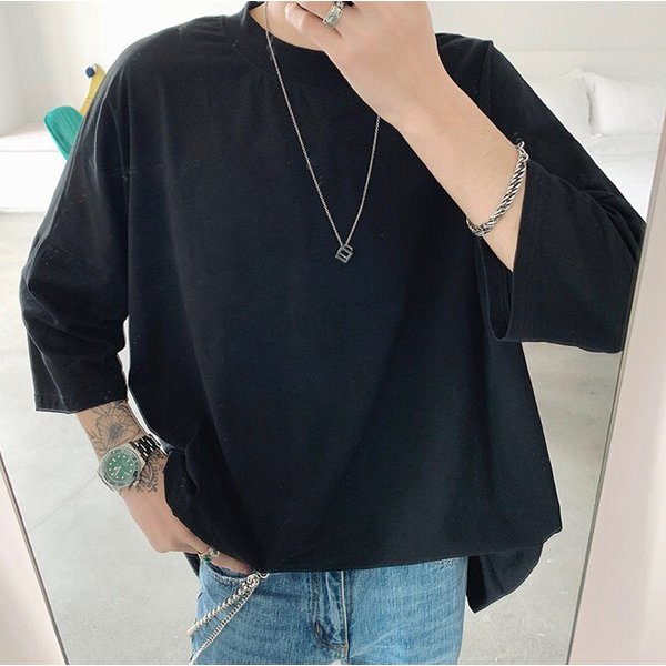 40 代 ファッション メンズ ゆったりシルエット 大人の黒Tシャツ