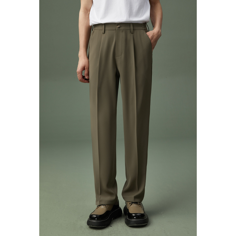 40 代 ファッション メンズ 洗練ワイドシルエットスラックス