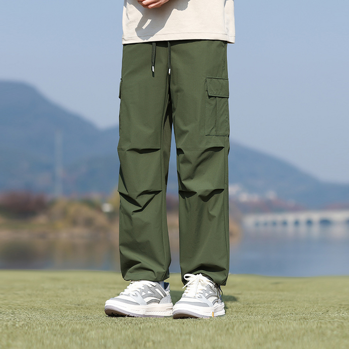 40 代 ファッション メンズ アウトドア風ワイドカーゴパンツ