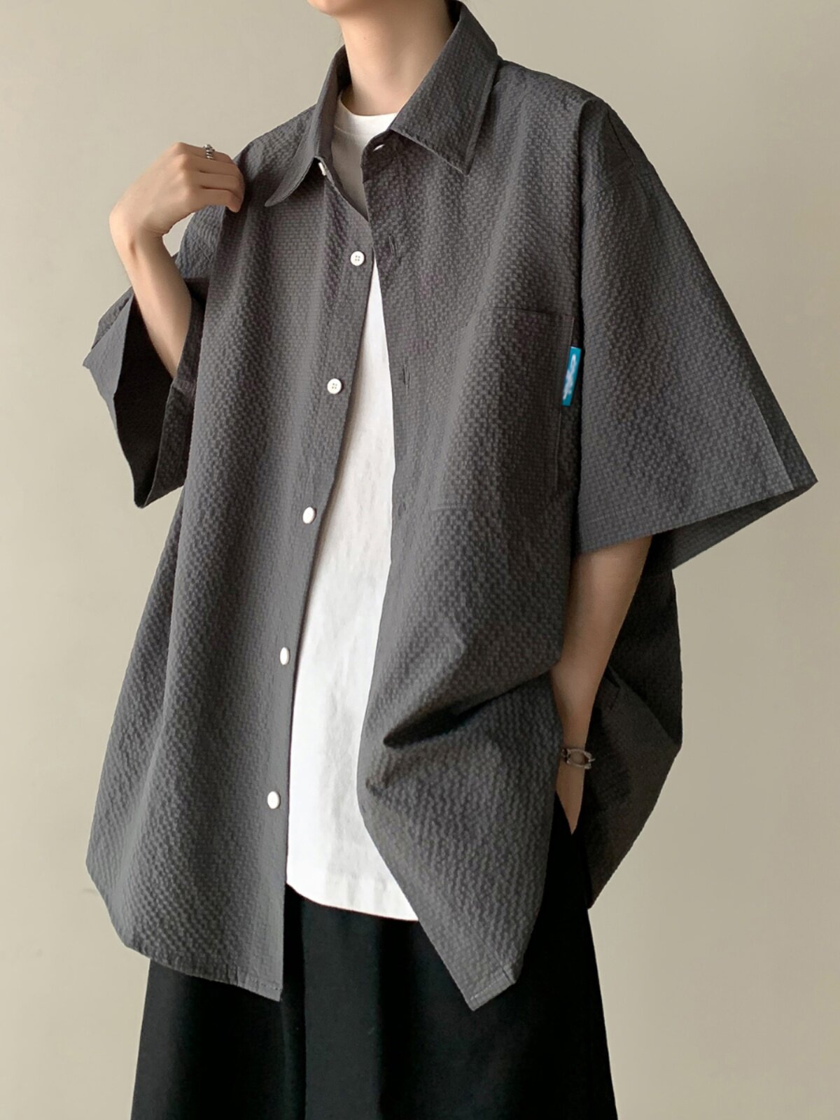 https://fulmo-img-server.com/otokojii/8ba5d6bc-2b12-4625-b94c-a20a5ab8d174.jpg