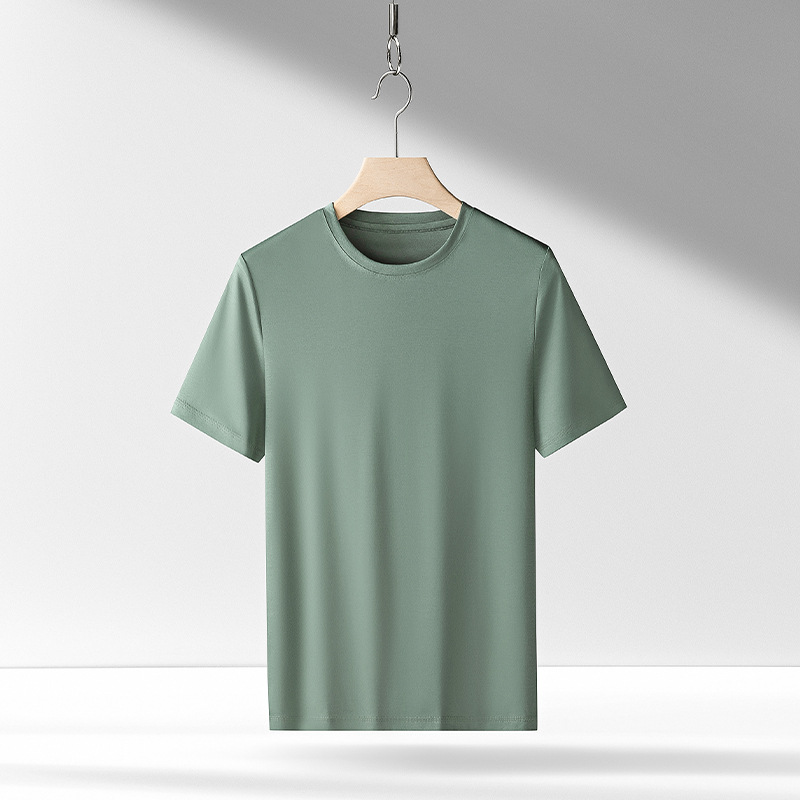 40 代 ファッション メンズ 上質シルエット 大人の定番Tシャツ