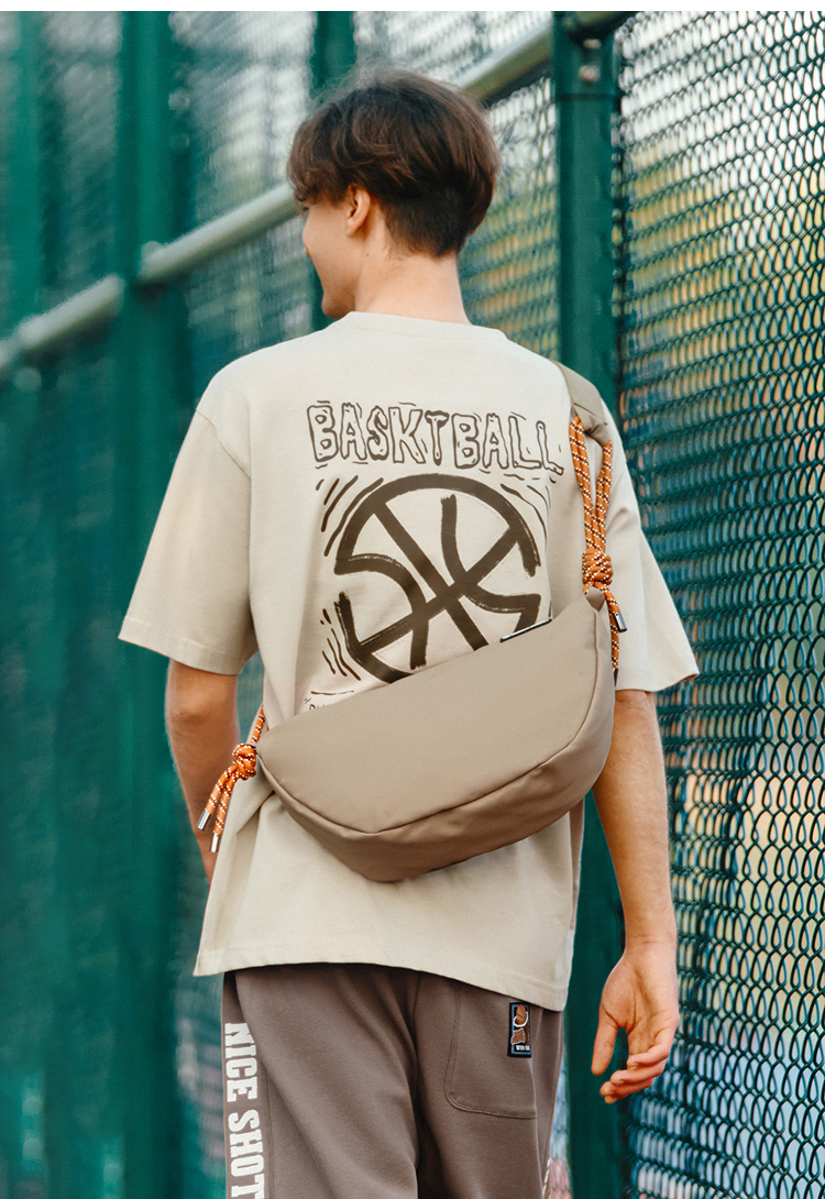 40 代 ファッション メンズ 都会的バスケットモチーフ ゆったりTシャツ