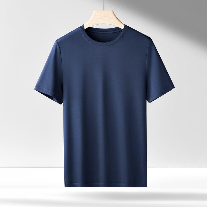 40 代 ファッション メンズ 上質シルエット 大人の定番Tシャツ