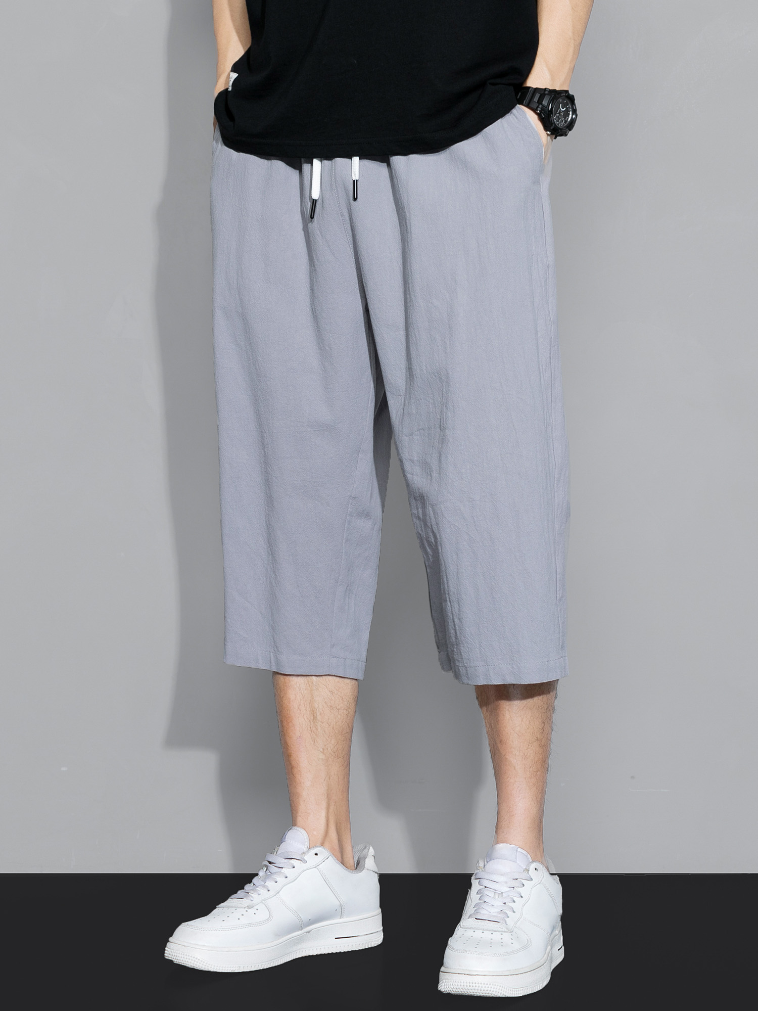 40 代 ファッション メンズ 大人の余裕を感じるゆったりハーフパンツ