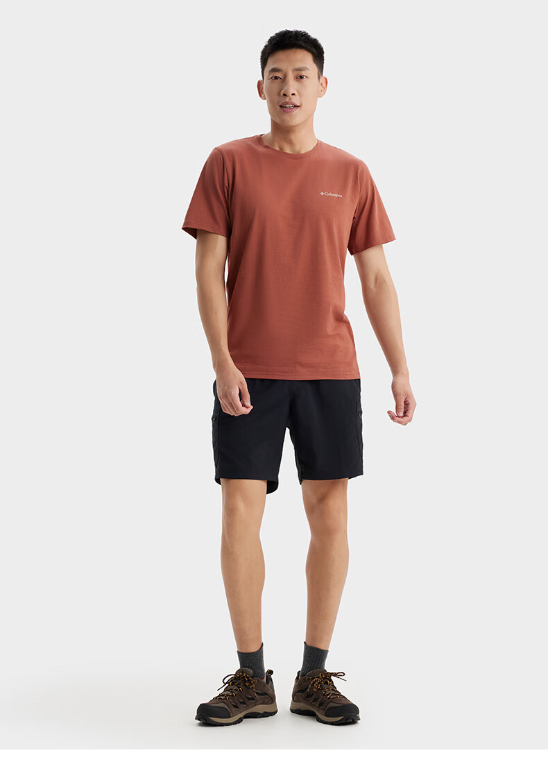 40 代 ファッション メンズ アウトドア感性 バックロゴ Tシャツ