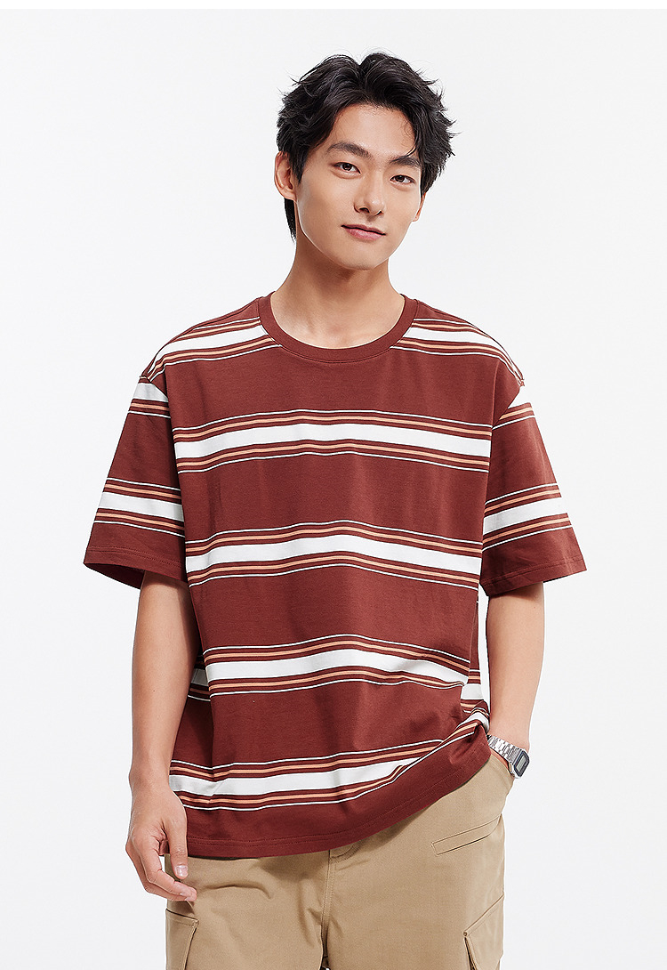 40 代 ファッション メンズ 大人の余裕を感じる洗練ボーダーTシャツ