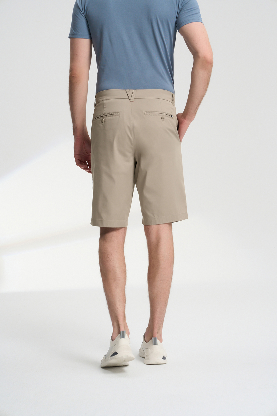 40 代 ファッション メンズ 洗練ストレートハーフパンツ