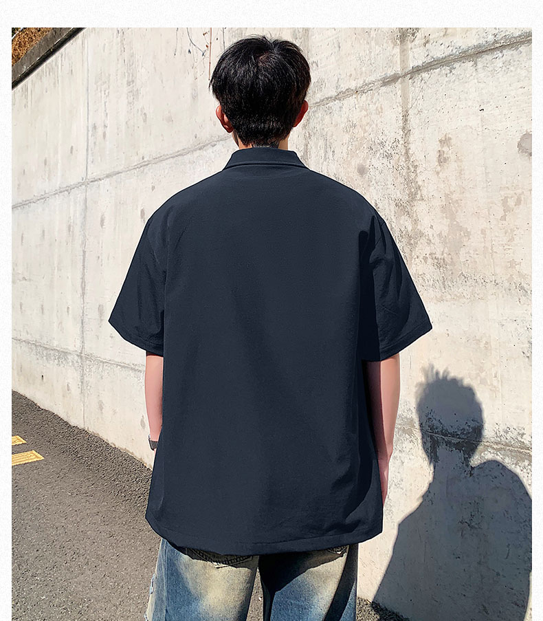 40 代 ファッション メンズ 洗練ハーフジップポケットシャツ