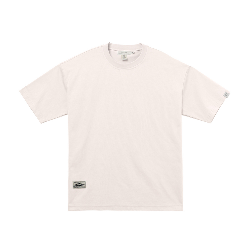 40 代 ファッション メンズ 洗練シルエット 大人の余裕Tシャツ