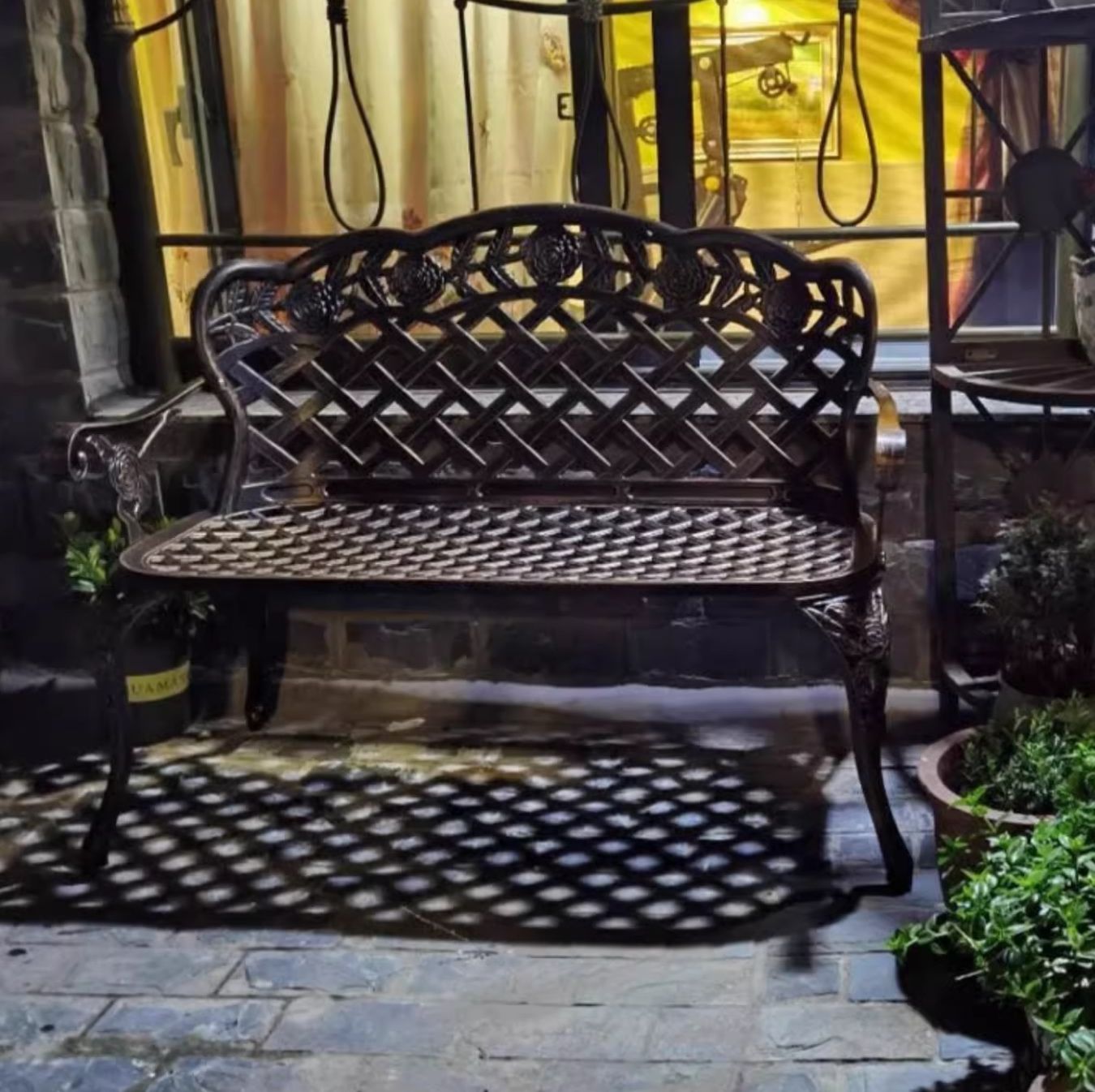 https://fulmo-img-server.com/outdoor-chair-lab/1746436384459_osh7i7pm_uyb0v36o.jpeg