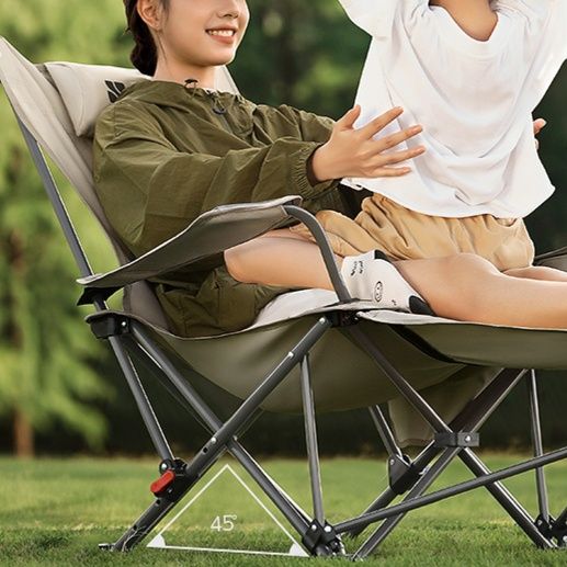 アウトドアチェア 四段階調節可能折りたたみ式寝椅子