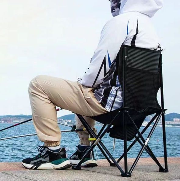 アウトドアチェア 折りたたみ式背もたれ付き軽量コンパクト携帯椅子